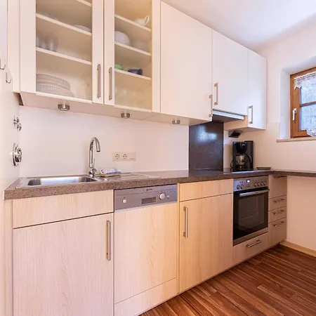 Waldblick - Freundlich Eingerichtete Apartment Berchtesgaden